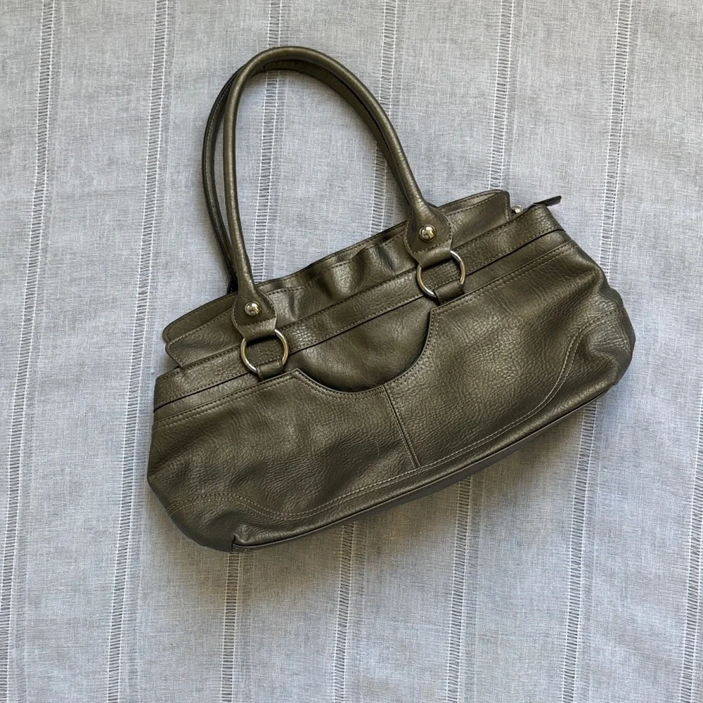 Mondani Metallic Gray Y2k Shoulder Bag